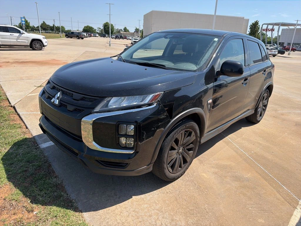 2023 Mitsubishi Outlander Sport 2.0 LE AWC CVT's photo