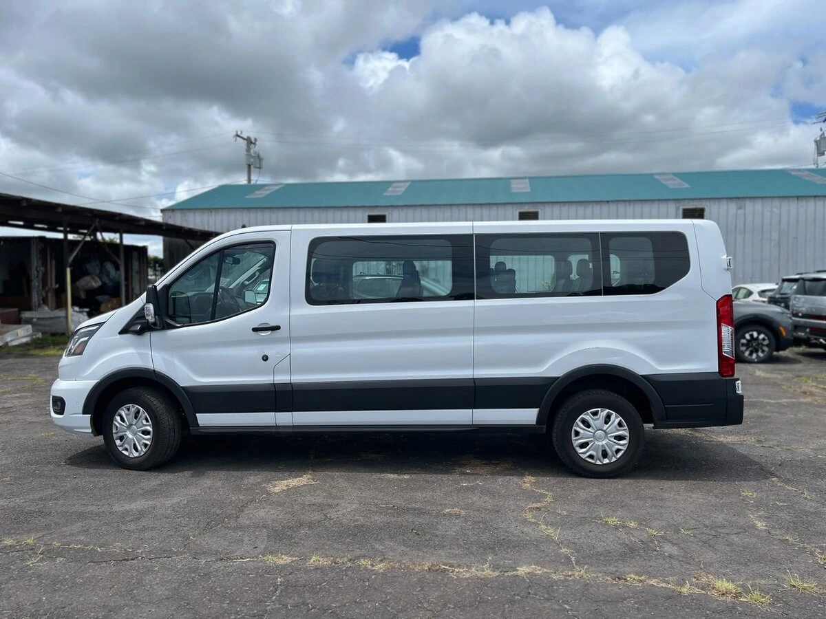 2023 Ford Transit Passenger Van XLT - Photo 16