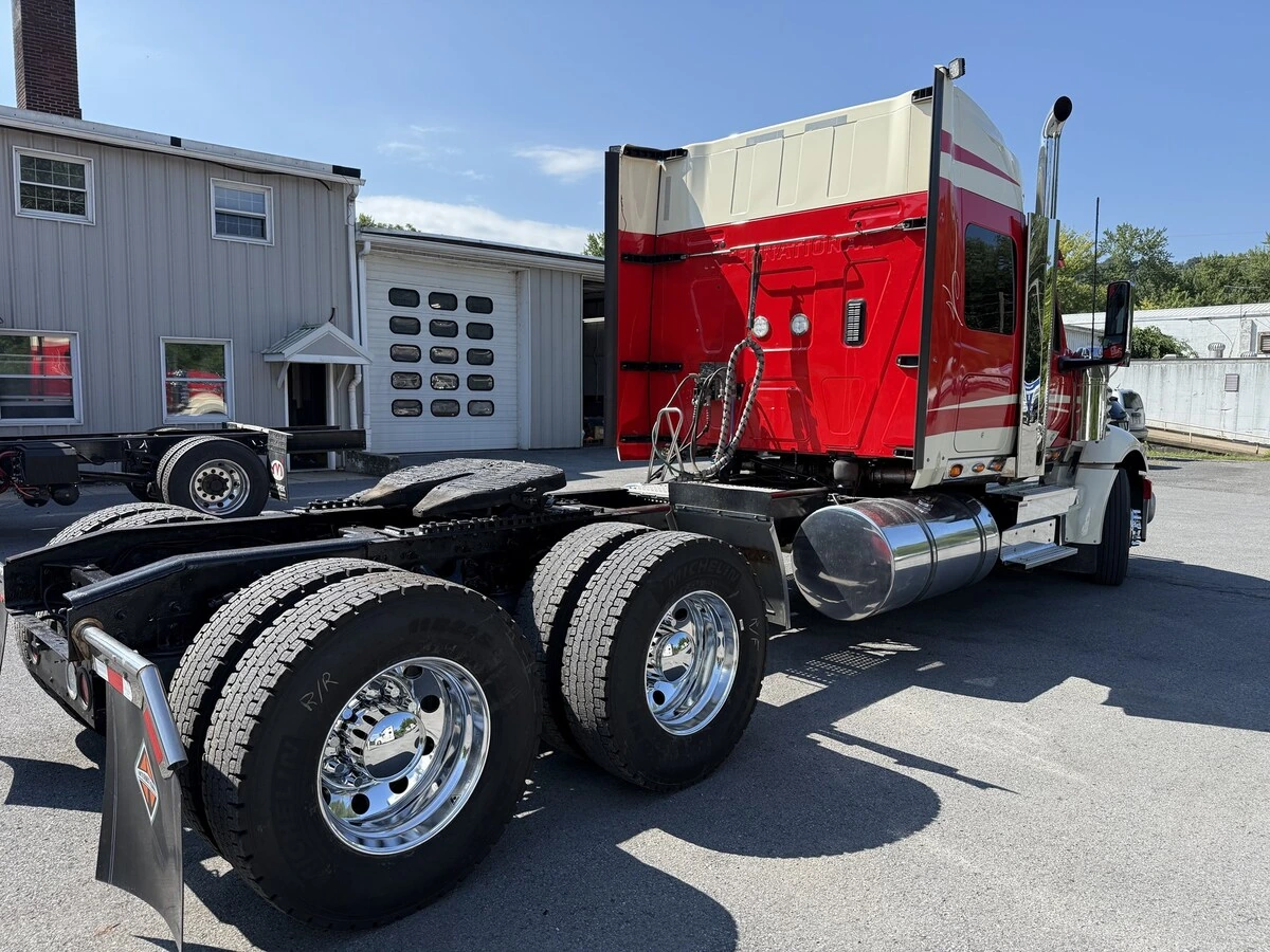 2023 International in Lewistown, PA — photo 3