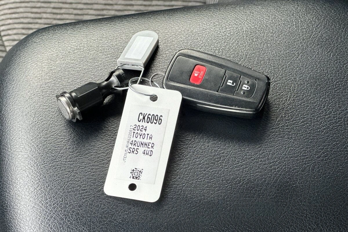 2024 Toyota 4Runner SR5 - Photo 32