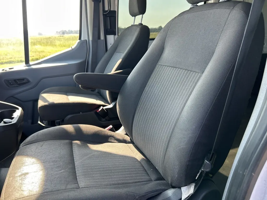 2019 Ford Transit photo 6