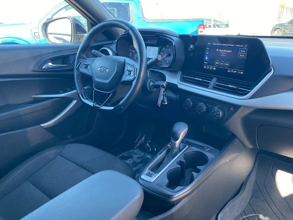 2024 Chevrolet Trax photo 4