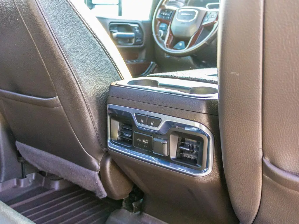 2021 Gmc Sierra Denali photo 27