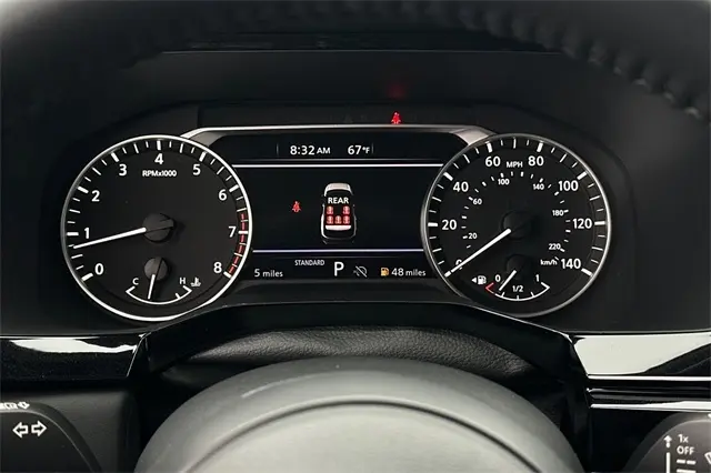 2025 Nissan Pathfinder SV photo 16
