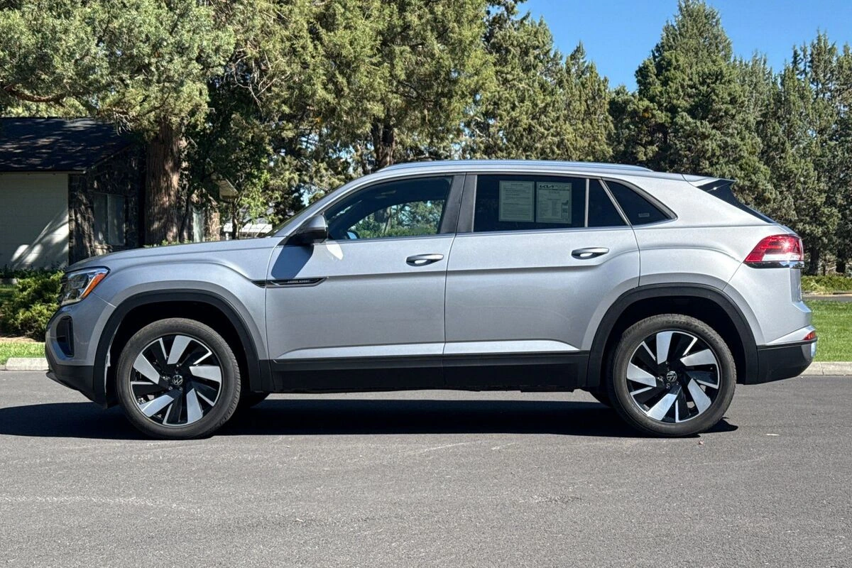 2025 Volkswagen Atlas Cross Sport SE w/Tech - Photo 7