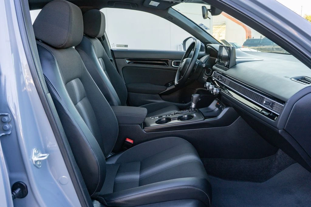 2026 Honda Civic Hatchback Sport - Photo 21