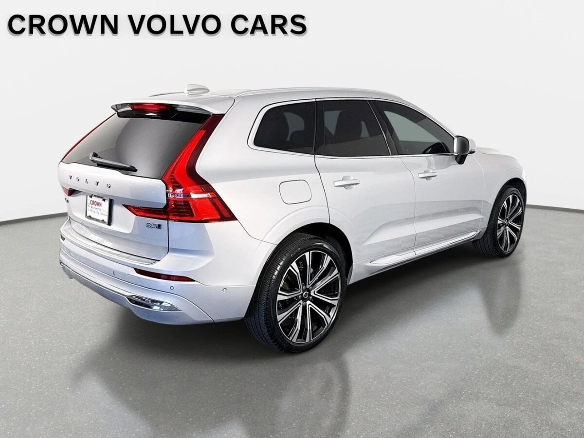 2023 Volvo - image 5