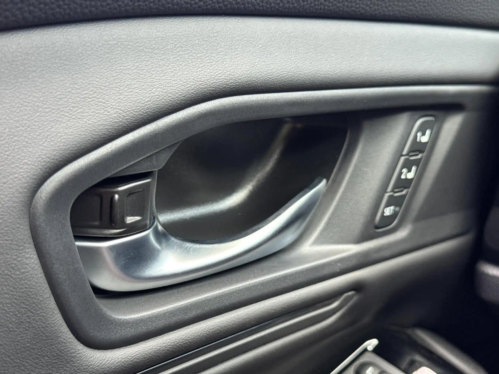 2025 Honda Accord Hybrid Touring photo 25