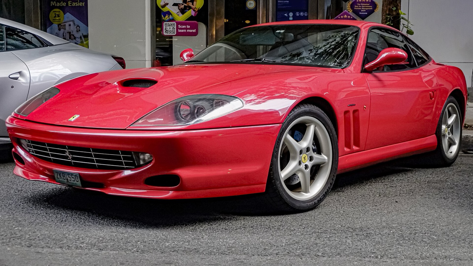 Red Ferrari 550 Maranello, same model as the Michael Jordan car sold at Joopiter