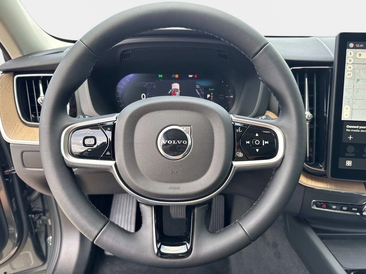 2026 Volvo - image 28