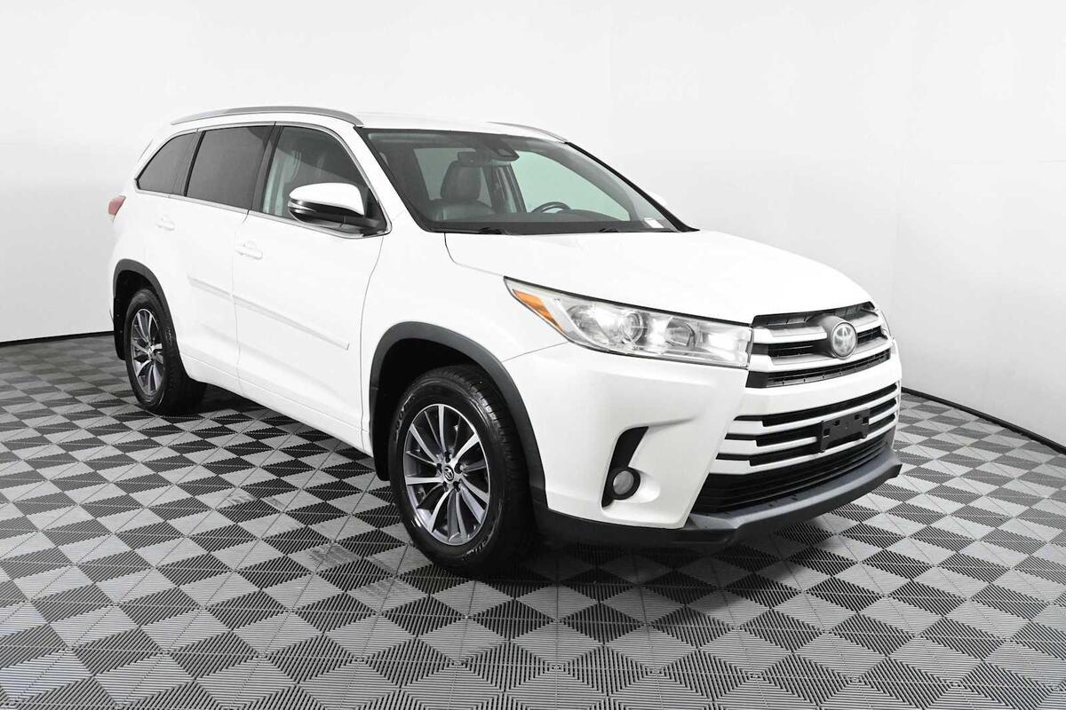 2017 Toyota Highlander XLE