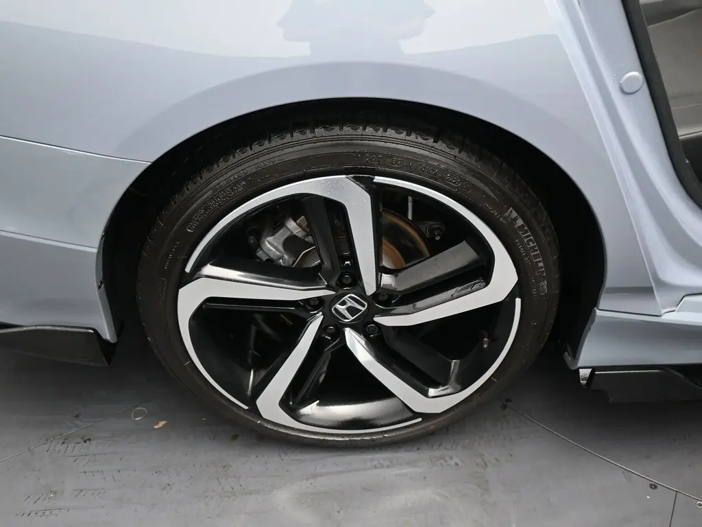 2021 Honda Accord Sport 2.0T photo 33