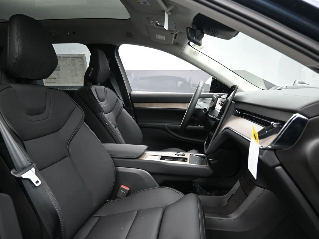 2025 Volvo EX90 Ultra - Photo 22