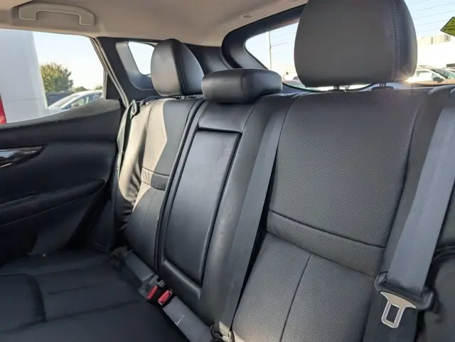 2022 Nissan Rogue Sport SL photo 8