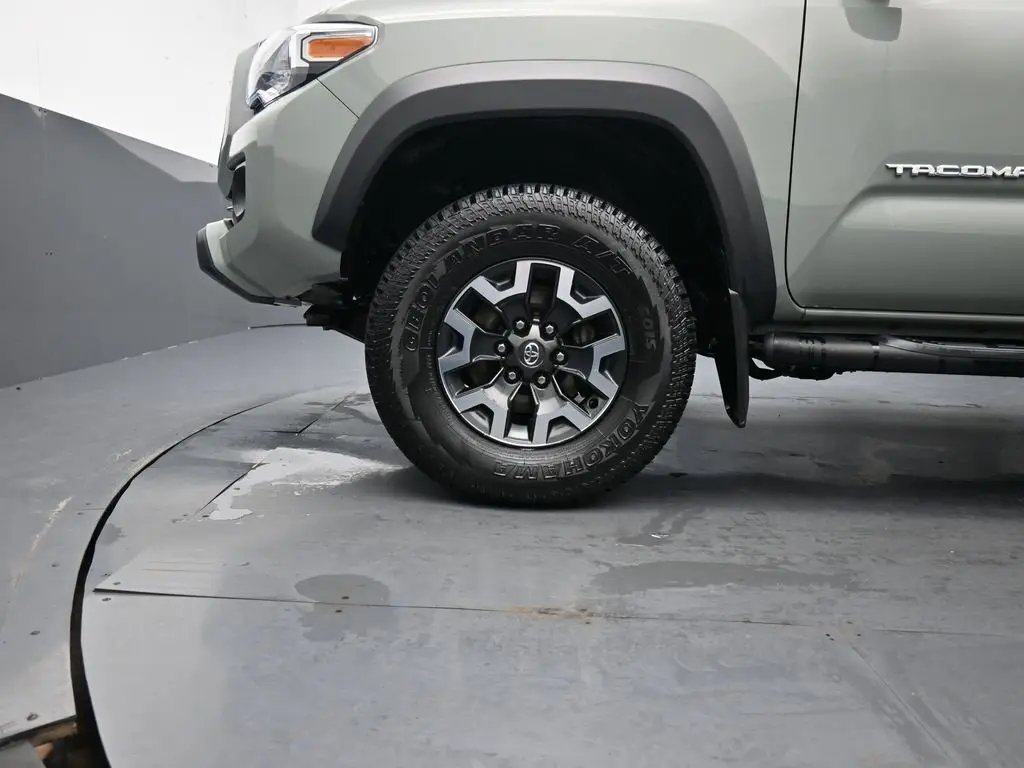 2022 Toyota Tacoma TRD Off-Road V6 photo 14