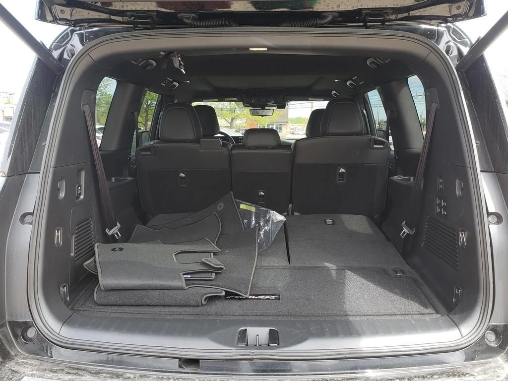 2025 Nissan Armada PRO-4X - Photo 9