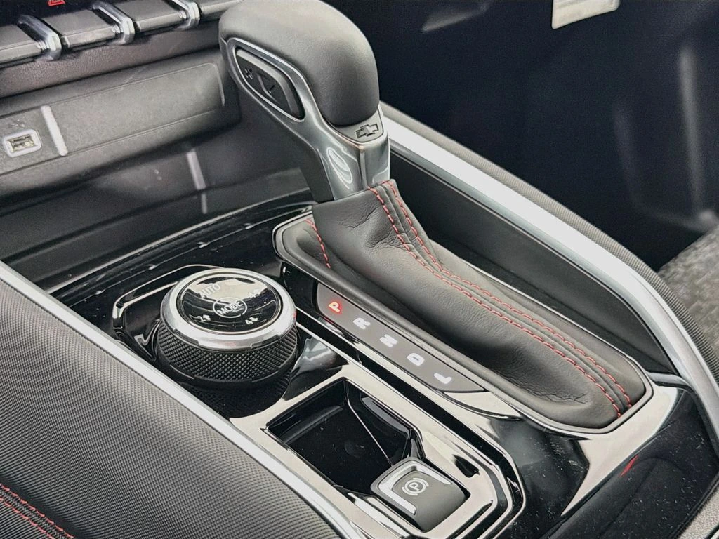 2026 Chevrolet Colorado Z71 - Photo 17