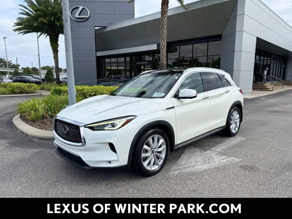 2019 INFINITI QX50 Essential's photo