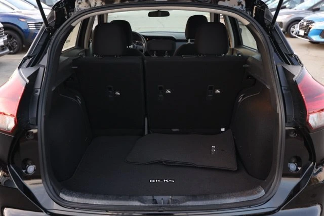 2025 Nissan KICKS PLAY Base - Photo 16