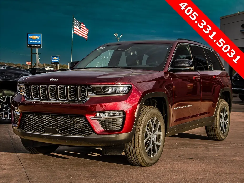 2025 Jeep Grand Cherokee Limited photo 2