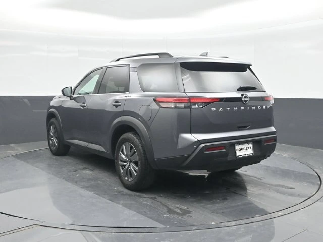 2025 Nissan Pathfinder SV - Photo 22