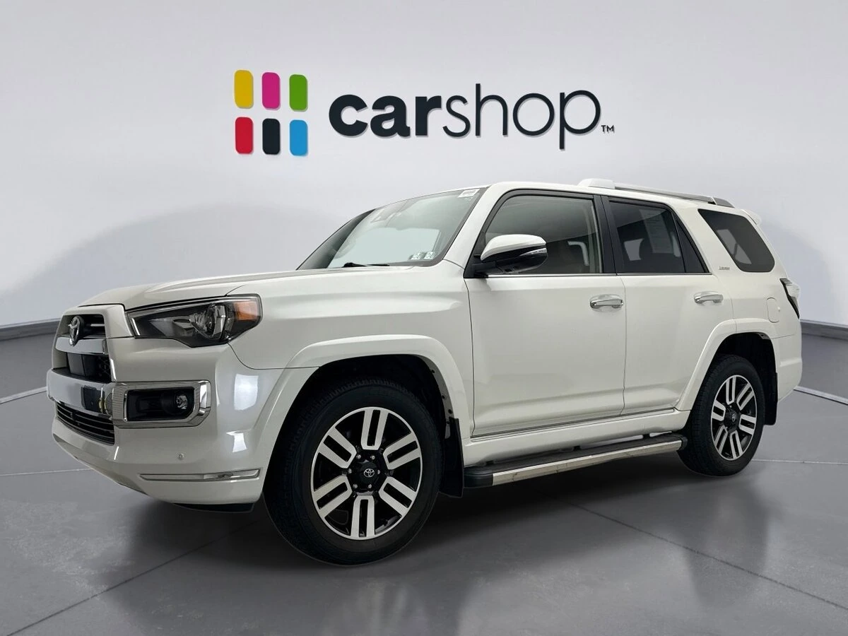 2022 Toyota 4Runner Limited 4WD V6's photo
