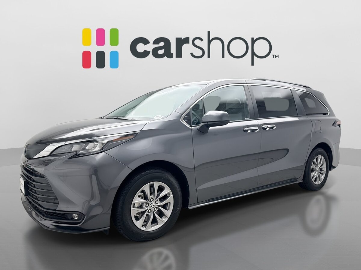 2025 Toyota Sienna XLE