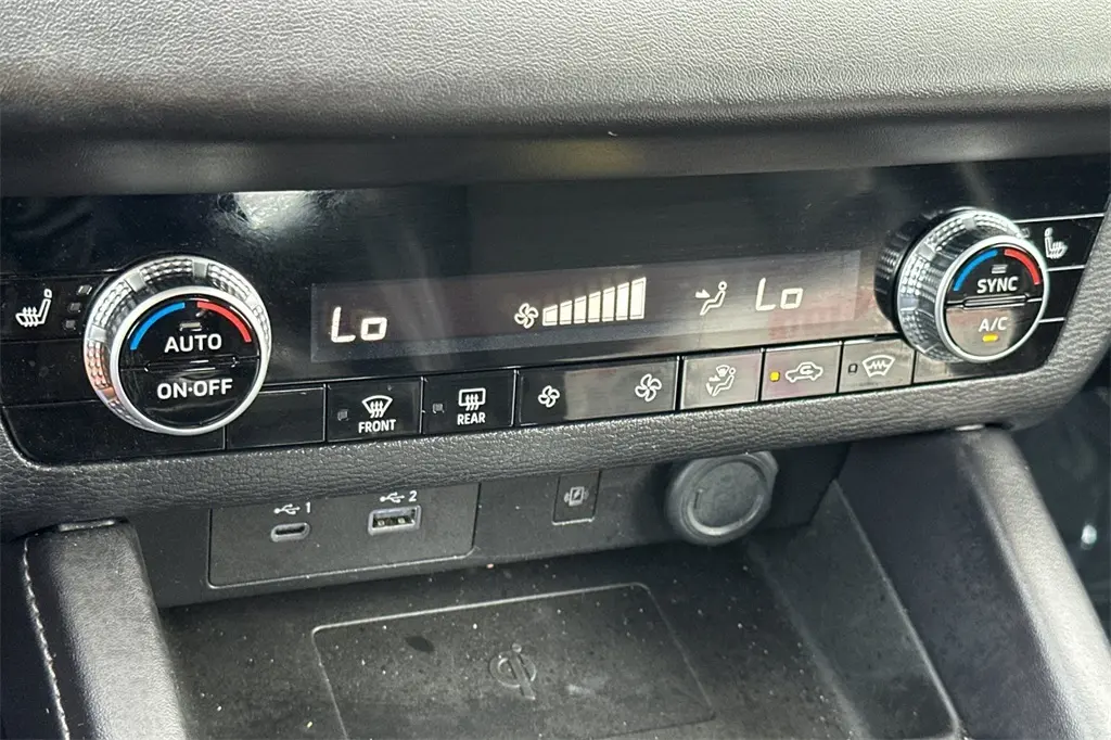 2024 Mitsubishi Outlander SE Ralliart photo 20