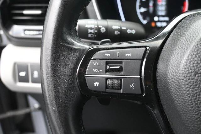 2025 Honda Pilot EX-L - Photo 30