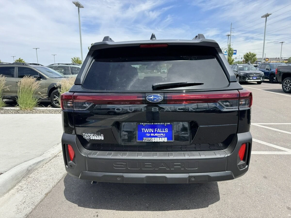 2026 Subaru Outback Limited - Photo 6