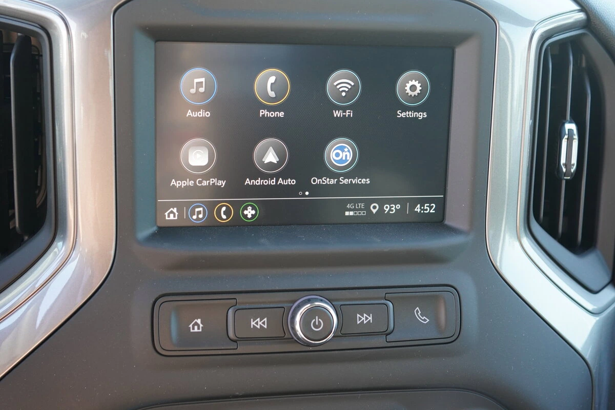 2025 GMC Sierra 3500 Chassis Cab Pro - Photo 29