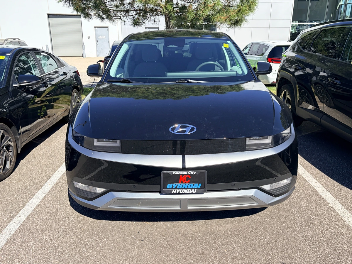 2024 Hyundai IONIQ 5 SEL - Photo 6