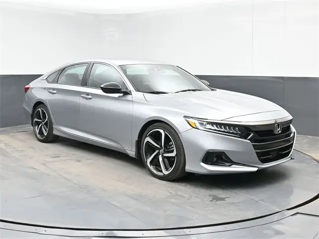 2022 Honda Accord Sport photo 2