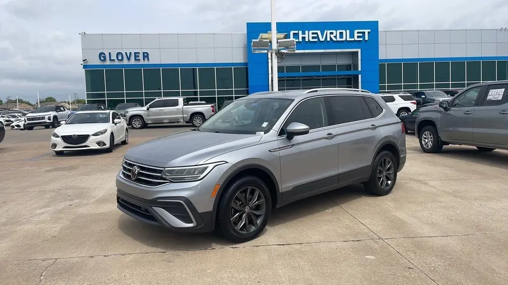 Used 2022 Volkswagen Tiguan SE with VIN 3VV2B7AX2NM173354 for sale in Tulsa, OK