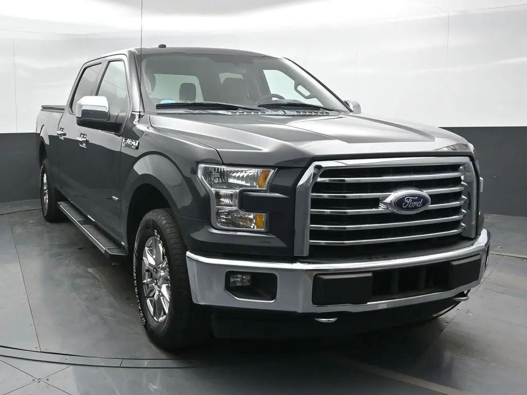 2017 Ford F-150 XLT photo 4