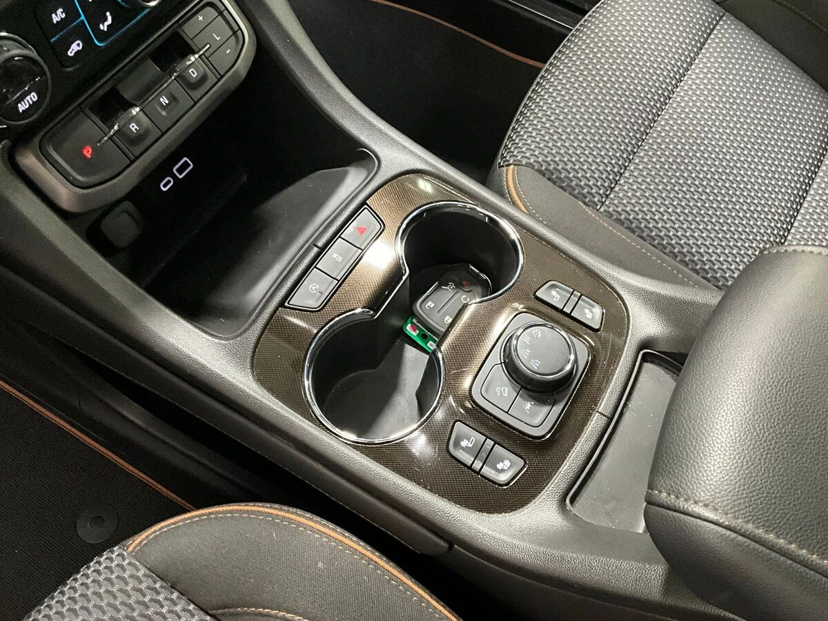 2023 GMC Acadia AT4 - Photo 18