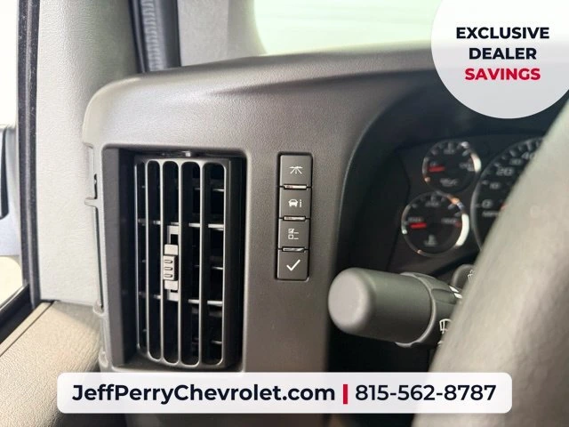 2026 Chevrolet Express Cargo Work Van - Photo 12