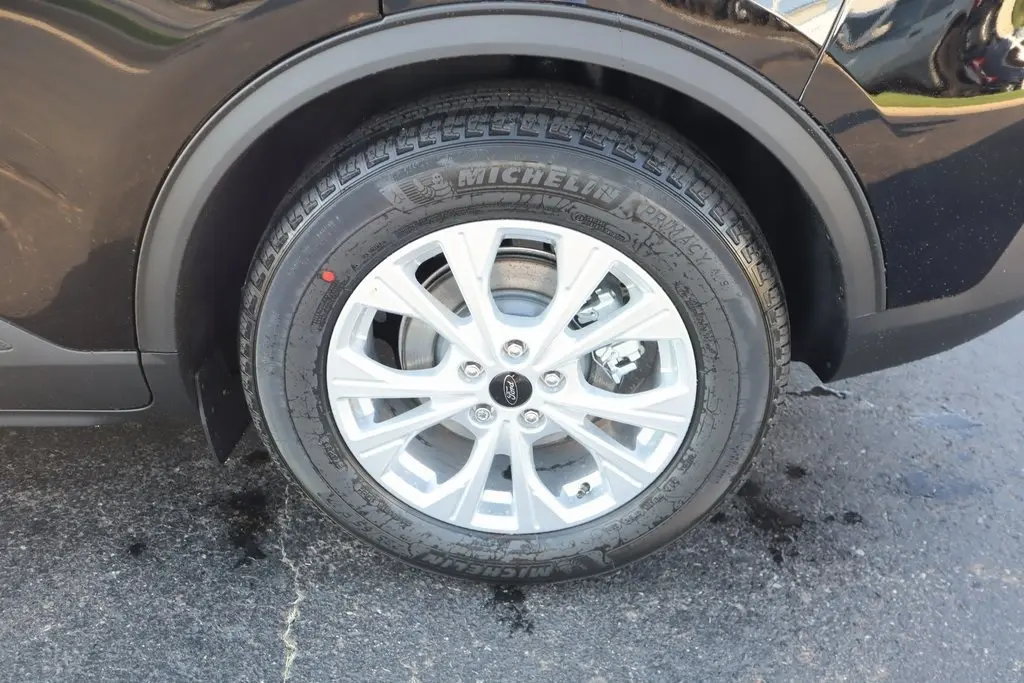 2026 Ford Escape Active photo 18