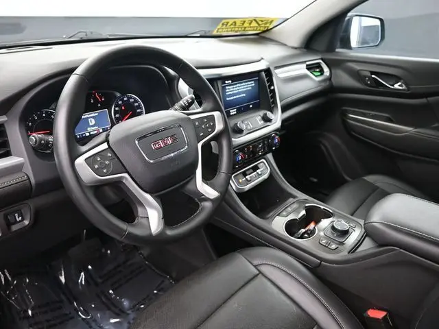 2023 Gmc Acadia SLT photo 16