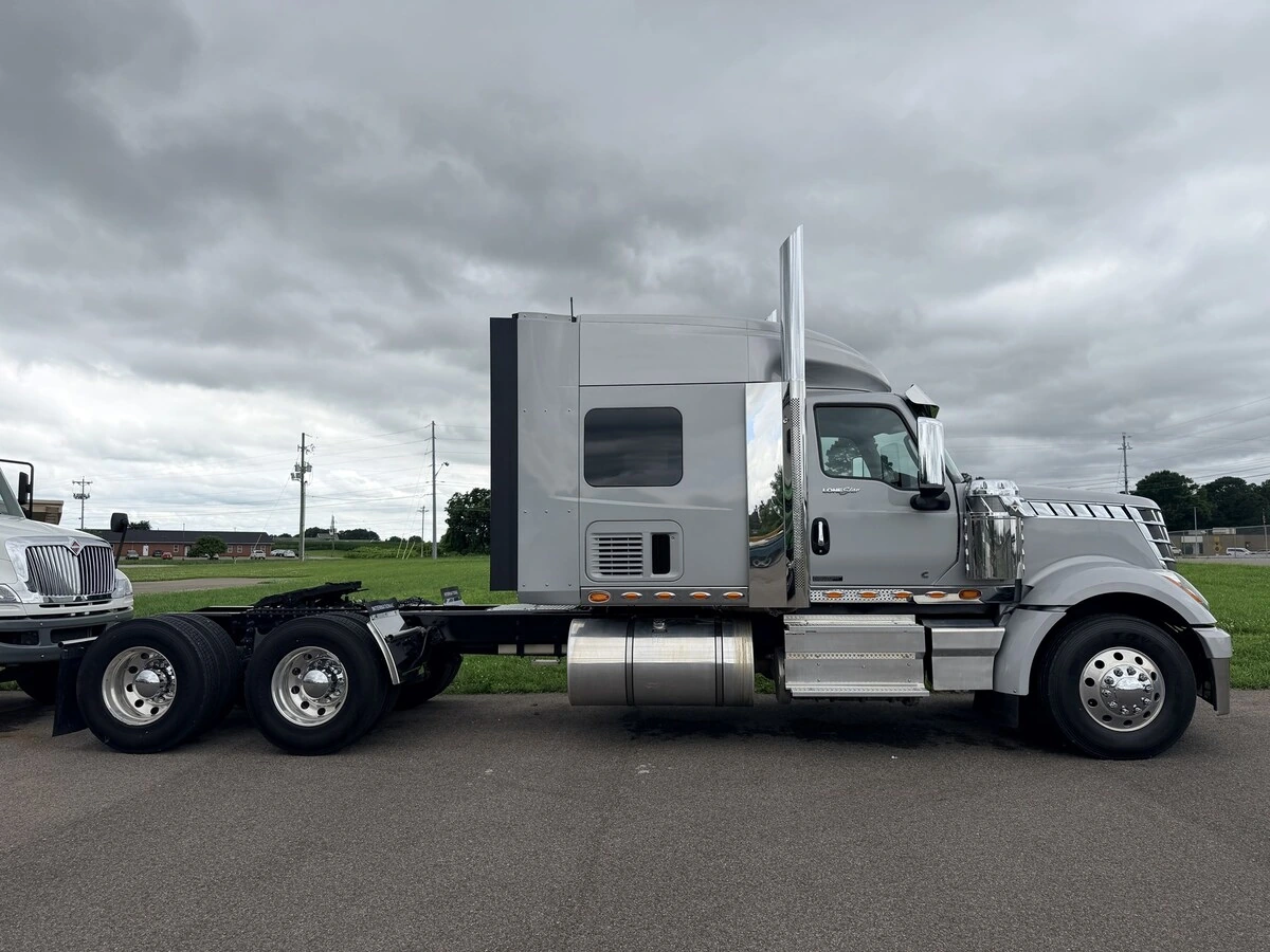 2024 International LoneStar in Union City, TN — photo 3
