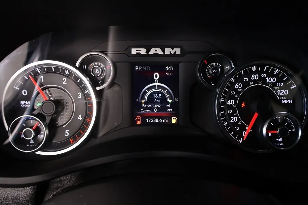 2024 Ram 2500 Tradesman photo 4