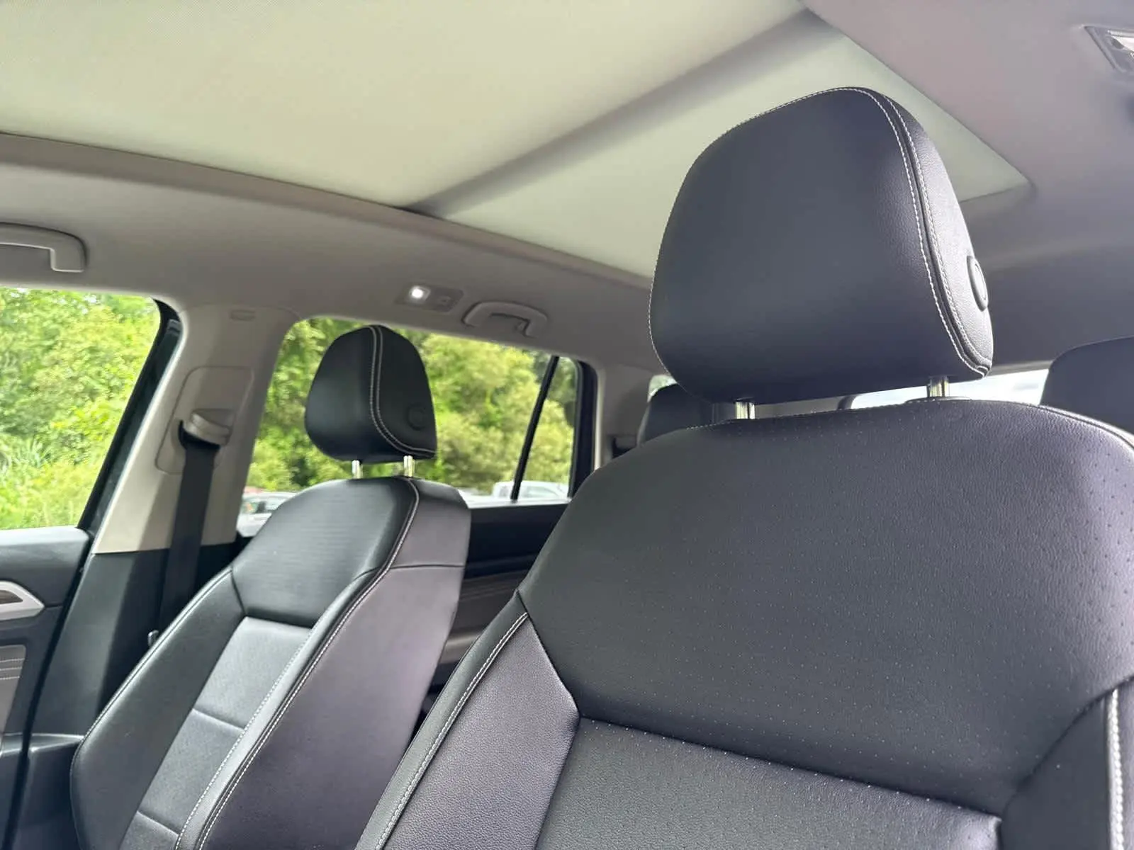 2022 Volkswagen Atlas V6 SEL photo 13