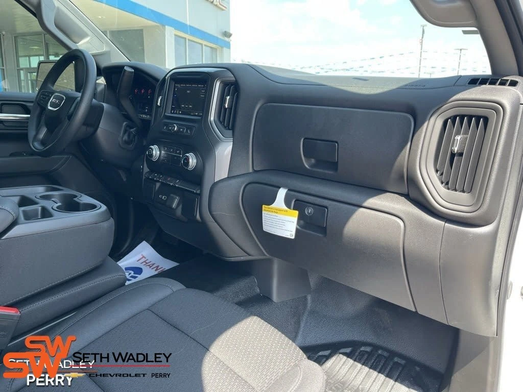 2025 GMC Sierra 1500 Pro - Photo 12