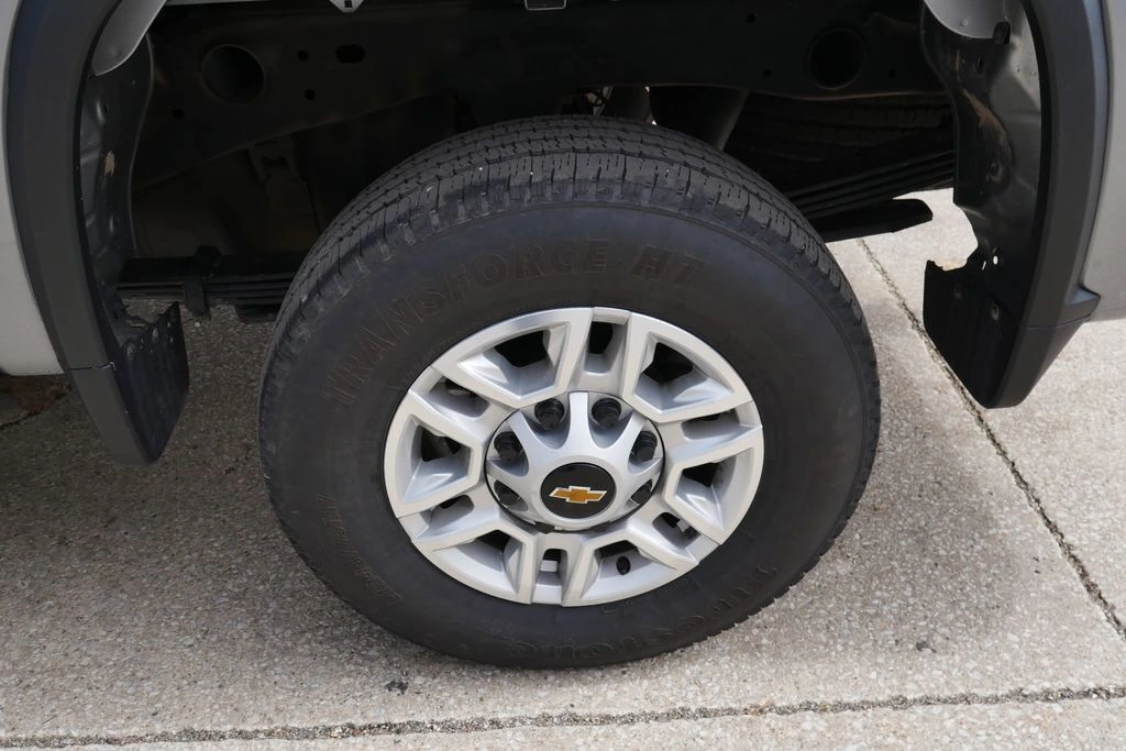 2025 Chevrolet Silverado 2500HD LT - Photo 32