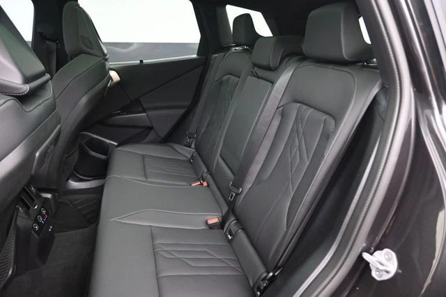 2025 BMW X3 30 - Photo 23