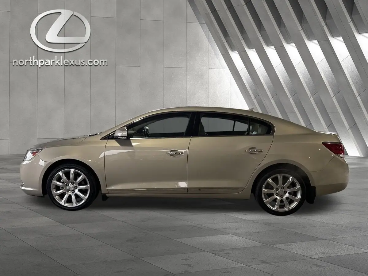2011 Buick LaCrosse CXS's photo