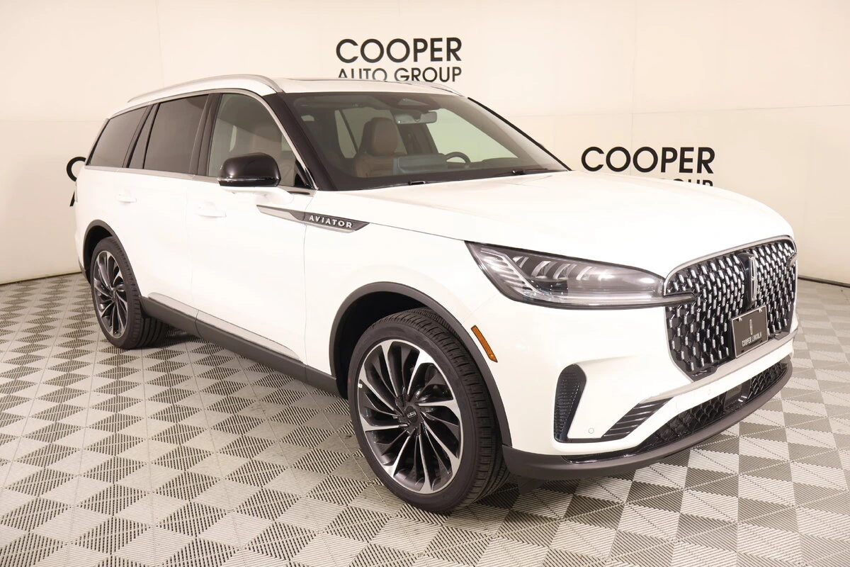 2027 Lincoln Aviator