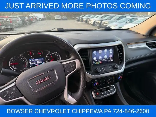 2021 Gmc Acadia SLE photo 3