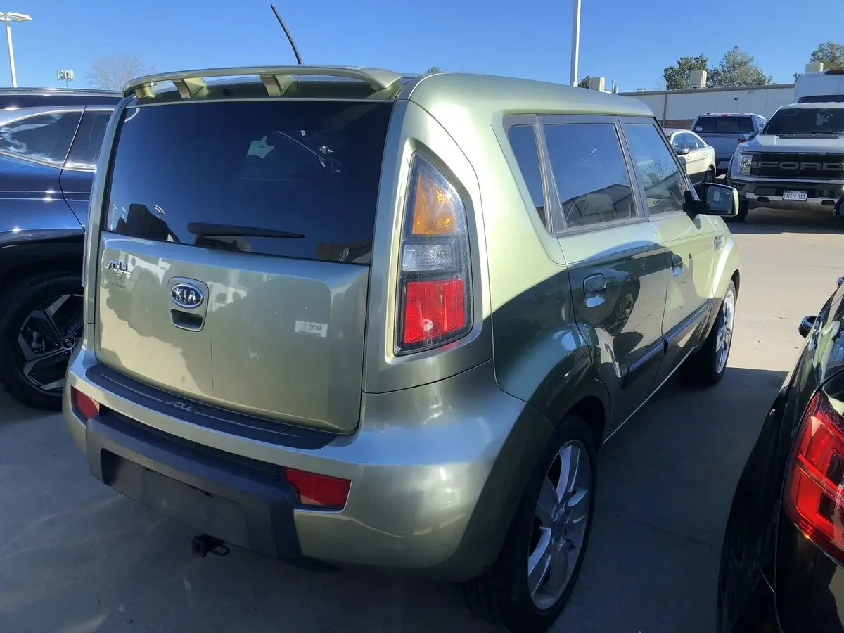 2010 Kia Soul photo 3