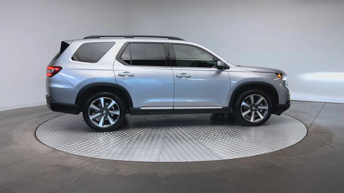 2024 Honda Pilot Elite - Photo 9